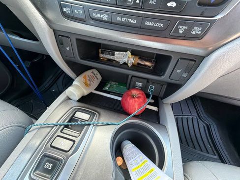 Used 2022 Honda Pilot Special Edition image 12