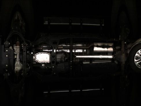 Used 2023 GMC Canyon Denali AWD/4WD image 16