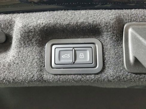 New 2026 Audi A6 Prestige image 9