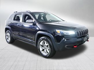 Used 2019 Jeep Cherokee Trailhawk w/ Comfort/Convenience Group AWD/4WD video 1