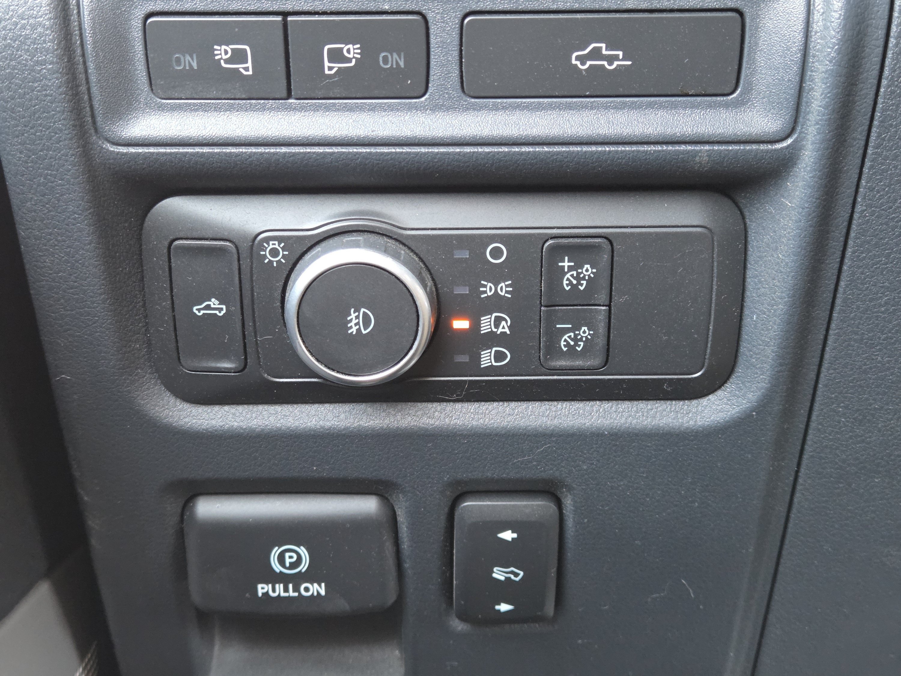 Certified 2022 Ford F150 Lariat AWD/4WD image 16