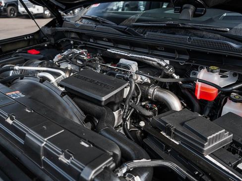 New 2026 GMC Sierra 3500 Denali Ultimate image 7