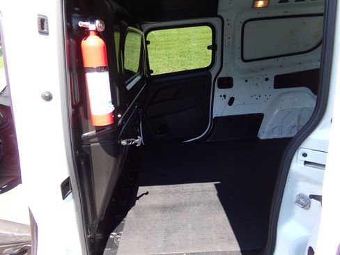 Used 2015 RAM ProMaster City Tradesman SLT w/ Rear Back-up Camera Group image 8