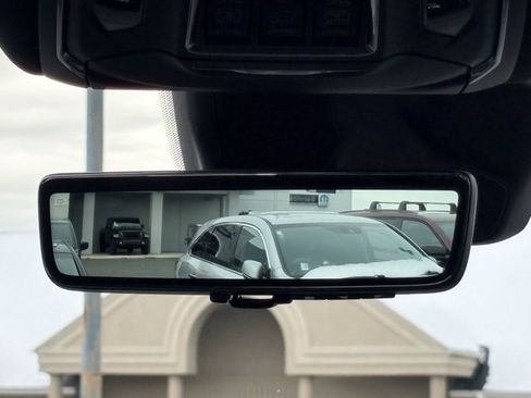 New 2025 Jeep Grand Cherokee L Limited w/ Luxury Tech Group II image 17