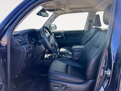 Used 2022 Toyota 4Runner TRD Off-Road Premium w/ Moonroof Package image 9