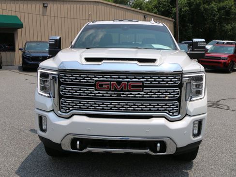 Used 2022 GMC Sierra 2500 Denali w/ Denali Ultimate Package AWD/4WD image 11