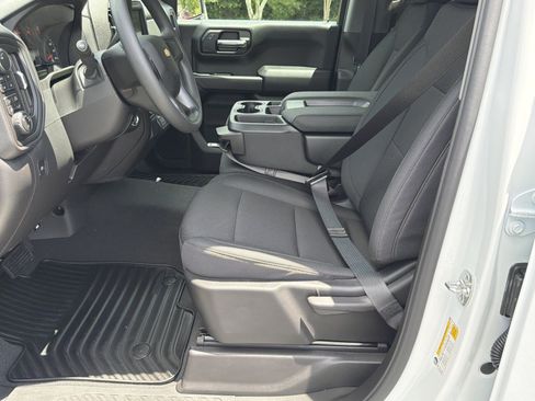 New 2026 Chevrolet Silverado 1500 W/T w/ WT Value Package AWD/4WD image 9