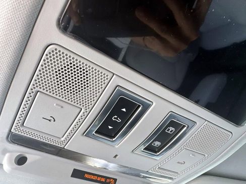 New 2026 Land Rover Defender 110 S image 24