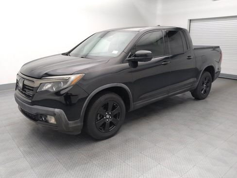 Used 2017 Honda Ridgeline Black Edition image 2