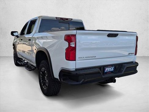 Used 2025 Chevrolet Silverado 1500 ZR2 w/ Technology Package AWD/4WD image 7