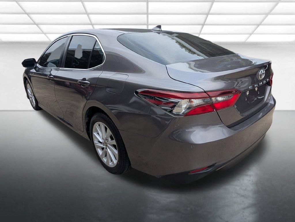 Used 2023 Toyota Camry LE FWD image 7