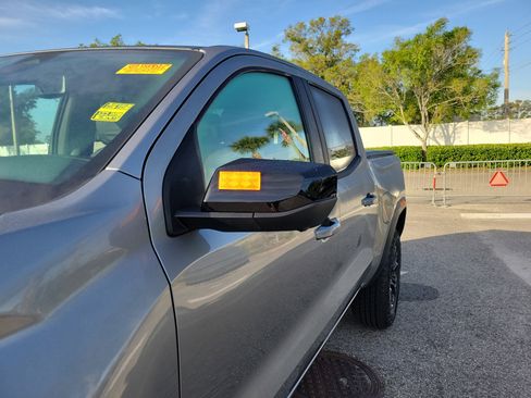 Used 2024 GMC Canyon Elevation w/ Convenience Package image 29