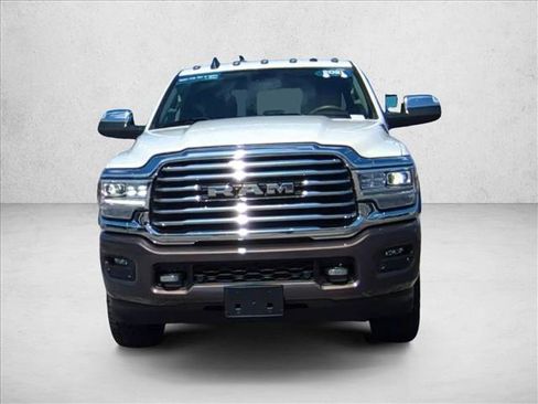 Used 2021 RAM 2500 Limited AWD/4WD image 3