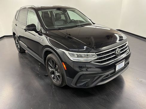 Used 2024 Volkswagen Tiguan SE image 7