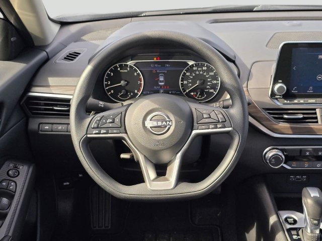Used 2026 Nissan Altima 2.5 SV AWD/4WD image 17