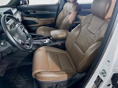 Used 2022 Kia Telluride SX w/ SX Prestige Package AWD/4WD image 19