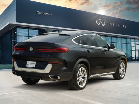 Used 2022 BMW X6 xDrive40i w/ Premium Package image 5
