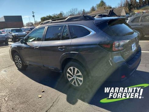 New 2025 Subaru Outback Premium image 5