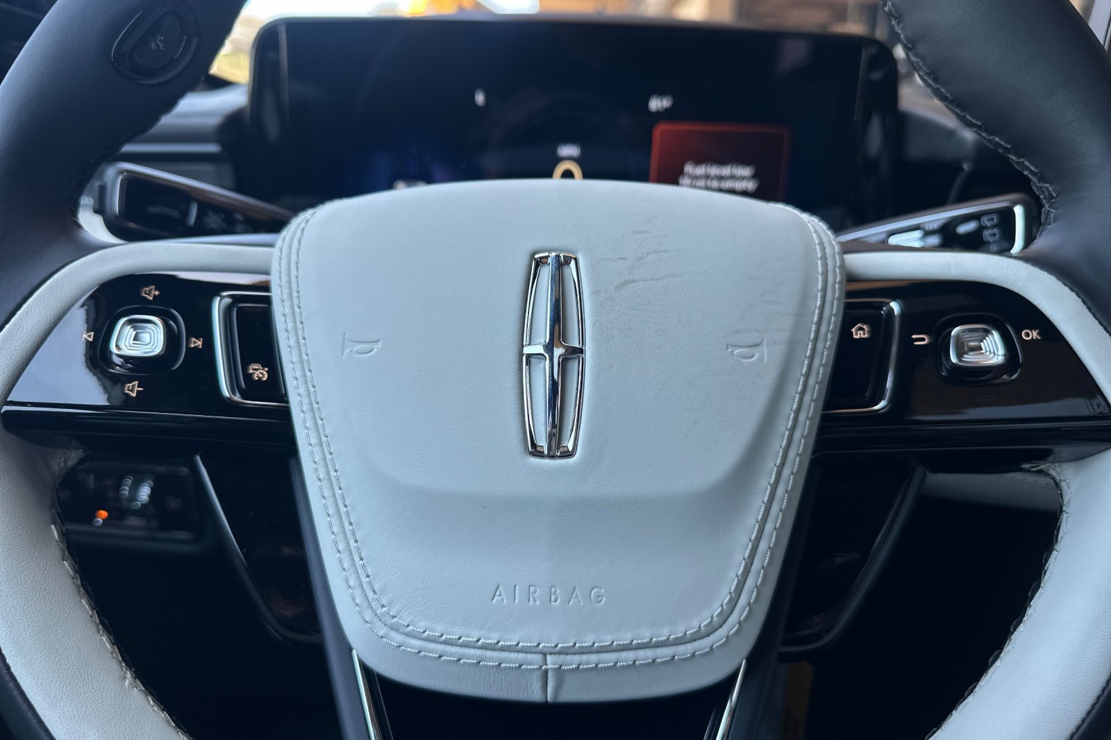New 2026 Lincoln Aviator Black Label w/ Black Label Special Edition AWD/4WD image 24