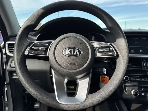 Used 2019 Kia Optima LX image 17