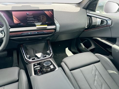 New 2026 BMW X3 xDrive30i w/ Convenience Package AWD/4WD image 17