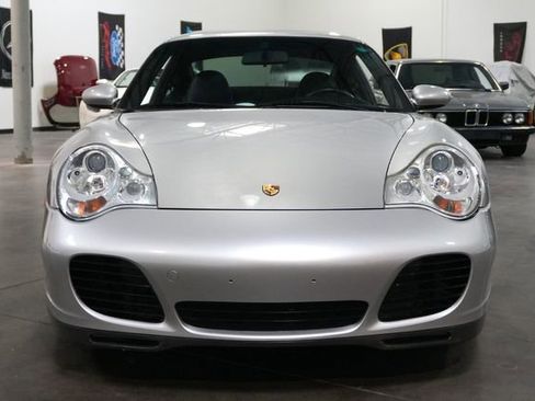 Used 2004 Porsche 911 Carrera RWD image 3