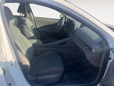 Certified 2026 Hyundai Elantra Sport image 15