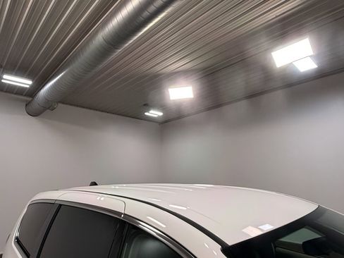 Used 2024 Chrysler Pacifica Touring-L image 45