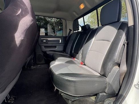 Used 2018 RAM 2500 Big Horn w/ Harvest Edition AWD/4WD image 13
