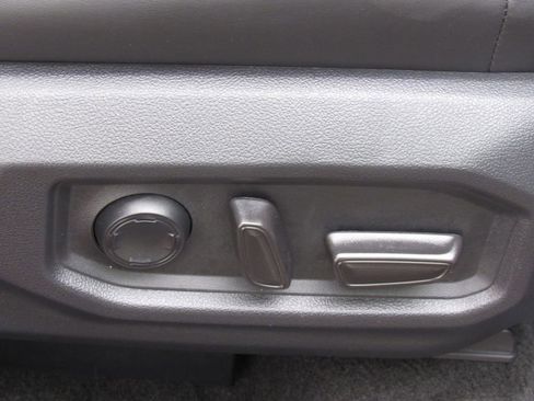 Used 2024 Toyota Sequoia Platinum AWD/4WD image 23