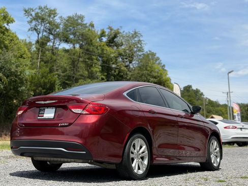 Used 2015 Chrysler 200 Limited FWD image 4