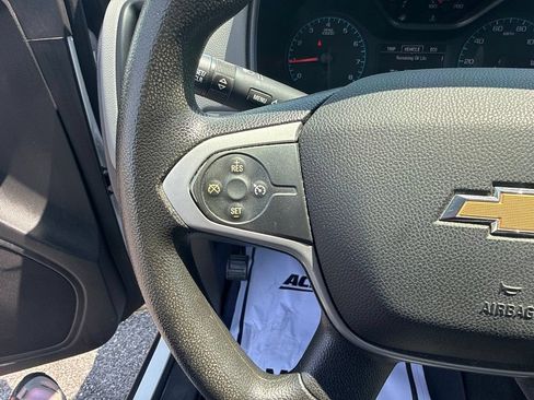 Used 2020 Chevrolet Colorado W/T w/ WT Convenience Package RWD image 15