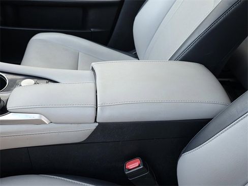 Used 2018 Lexus RX 350 FWD w/ Accessory Package image 7