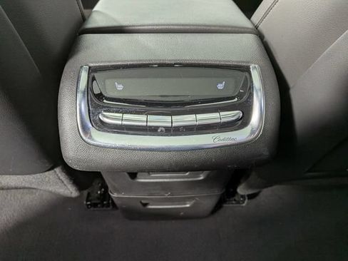 Certified 2023 Cadillac XT6 Premium Luxury AWD/4WD image 29