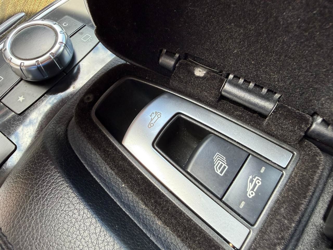 Used 2016 Mercedes-Benz E 400 Cabriolet image 40