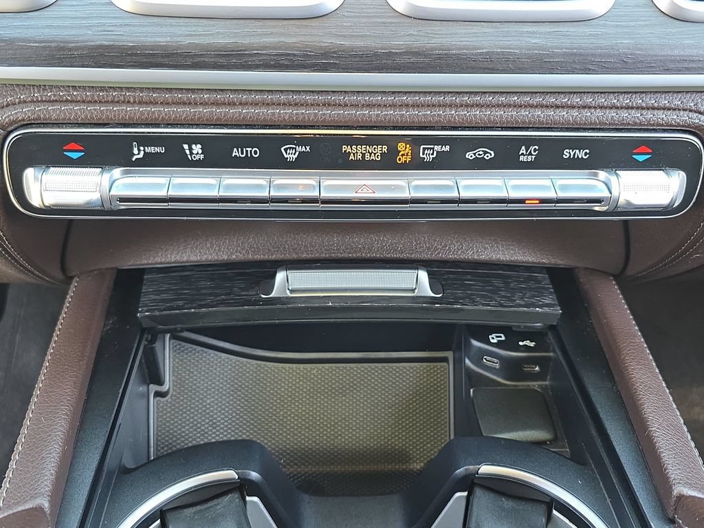 Used 2022 Mercedes-Benz GLS 450 4MATIC image 29