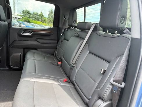 Used 2024 GMC Sierra 1500 Denali w/ Technology Package AWD/4WD image 20
