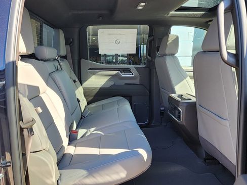 New 2026 GMC Sierra 1500 SLT w/ SLT Premium Plus Package image 44