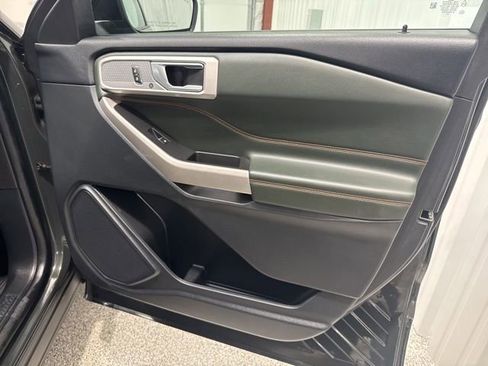 Used 2022 Ford Explorer Timberline w/ Timberline Technology Package AWD/4WD image 14