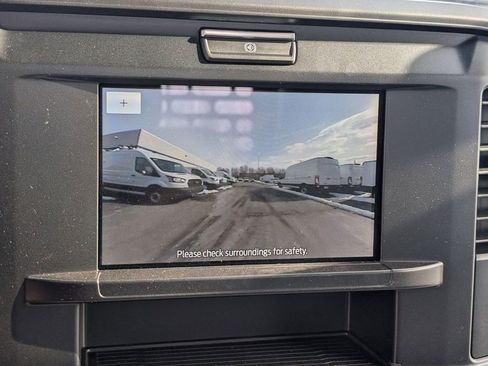 New 2025 Ford F550 4x4 Regular Cab Super Duty image 3