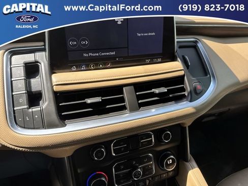 Used 2021 Chevrolet Tahoe Premier w/ Premium Package AWD/4WD image 27
