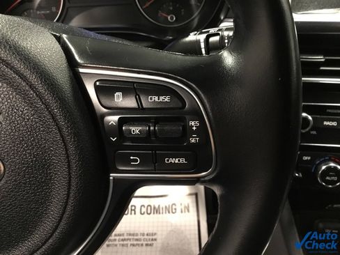 Used 2018 Kia Optima EX w/ Premium Package image 47