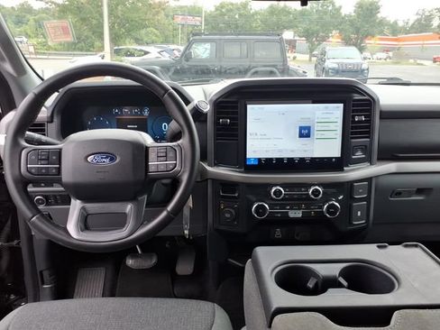 Used 2025 Ford F150 XLT w/ Equipment Group 301A Standard AWD/4WD image 7