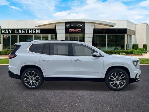 New 2026 GMC Acadia Denali Ultimate w/ LPO, Floor Liner Package AWD/4WD image 6