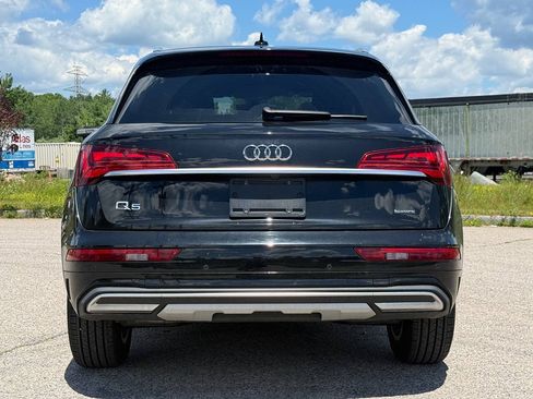 Used 2023 Audi Q5 2.0T Premium w/ Convenience Package AWD/4WD image 4