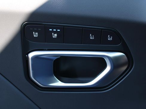 New 2025 Kia K4 GT-Line image 15