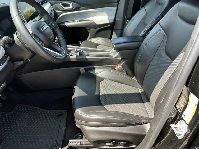 Used 2023 Jeep Compass Latitude w/ Convenience Group AWD/4WD image 16