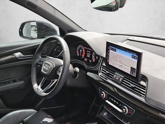 Used 2024 Audi SQ5 Prestige AWD/4WD image 10