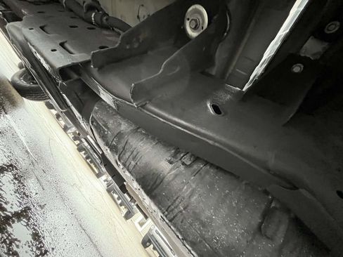 Used 2022 Chevrolet Silverado 2500 Custom w/ Custom Value Package image 12