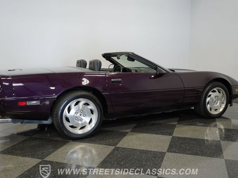 Used 1993 Chevrolet Corvette Convertible image 13